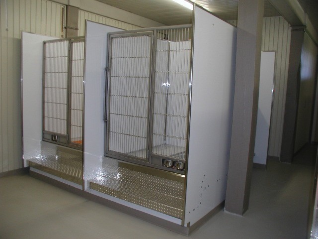 Customer built portable FRP dog kennel